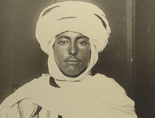 old photos, black and white photos, algerian immigrant, turban,