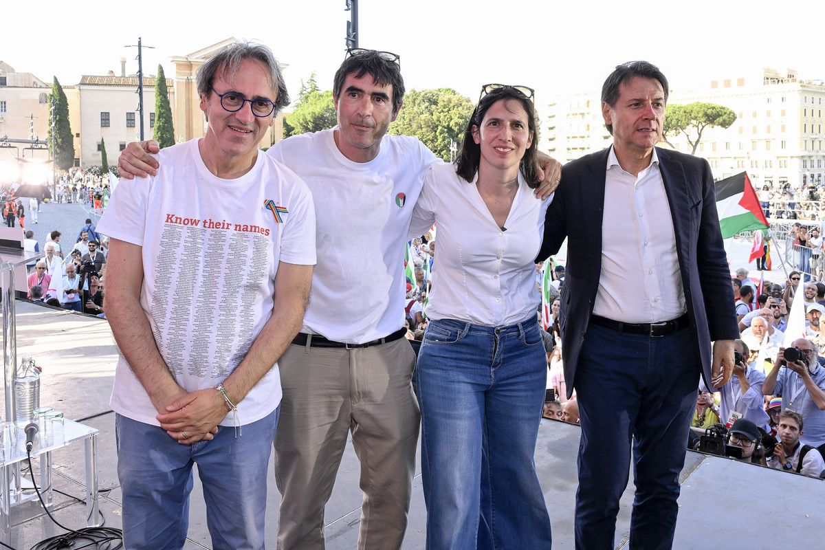 I sedicenti «migliori» ritornino alla realtà