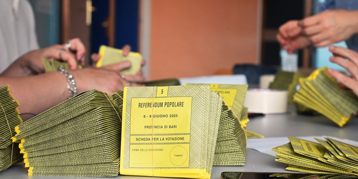 Progressisti e vescovi ora scelgano se abolire i confini o stare col popolo