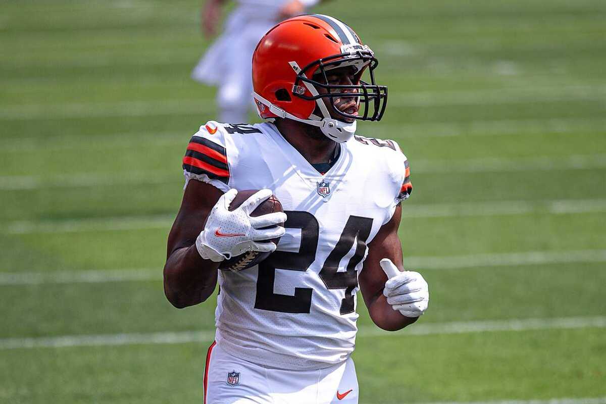 What Nick Chubb’s arrival really means for the Texans