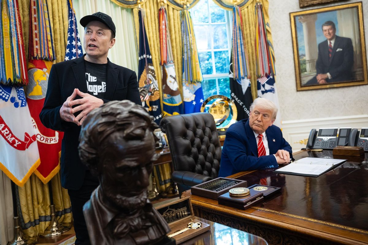 Musk si pente e fa le scuse a Donald. Il tycoon apprezza: «Molto carino»