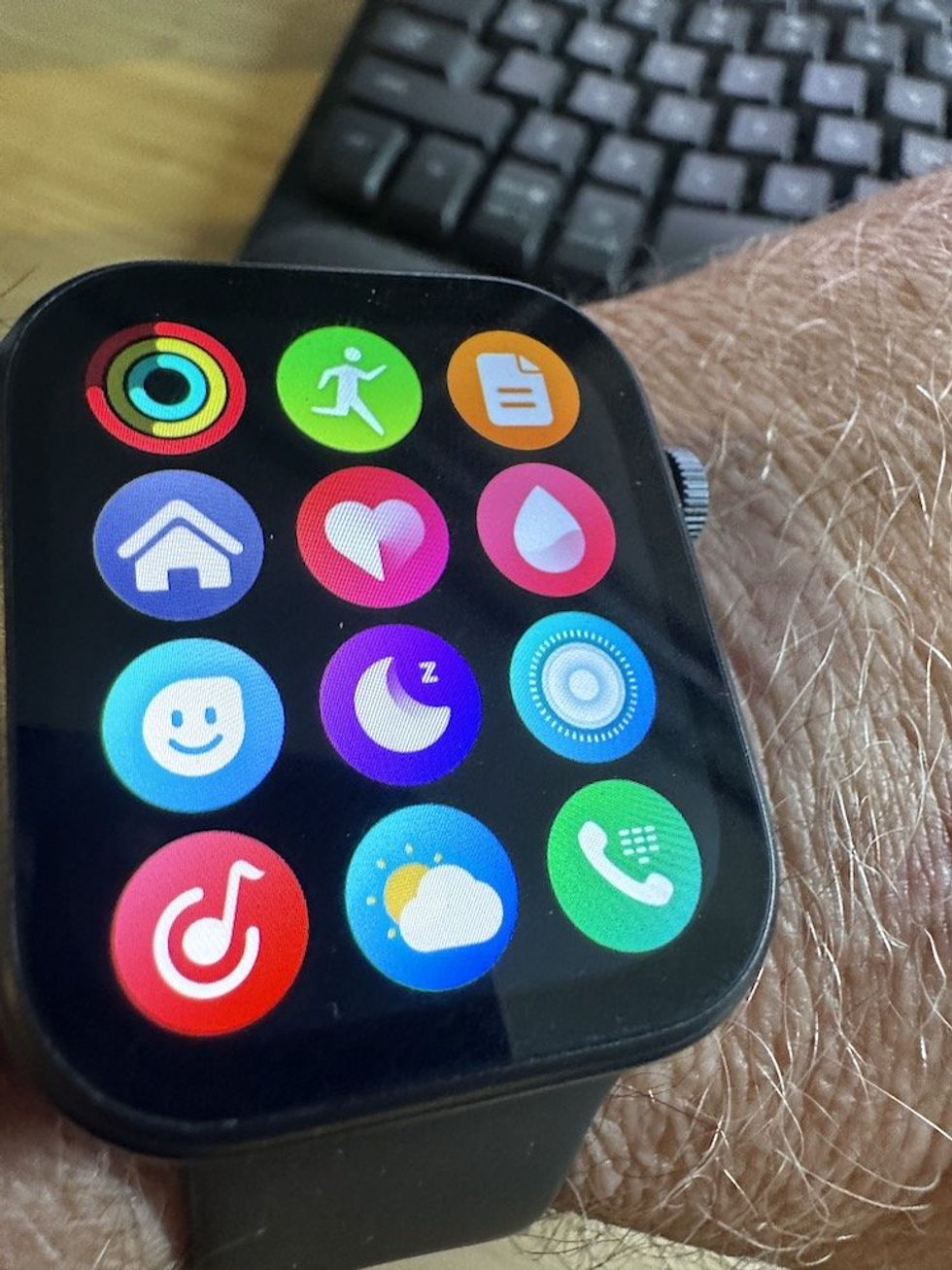 a photo of S6 Smartwatch showing the apps