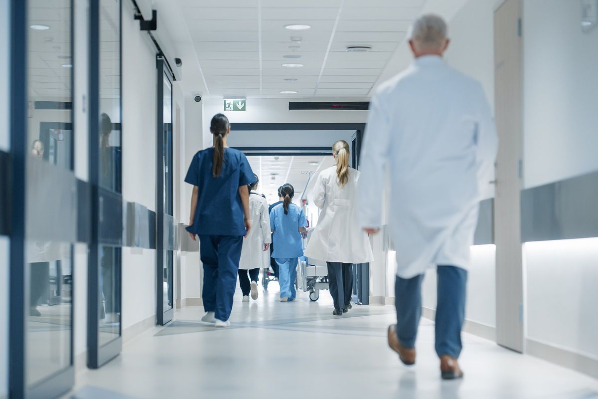 I veri negazionisti della pandemia sono stati giornalisti medici e burocrati