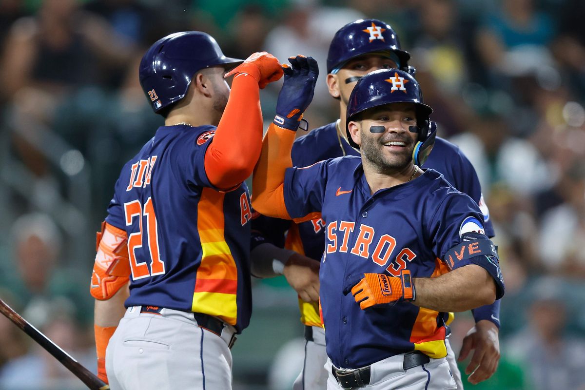 Astros unleash bats in another statement win