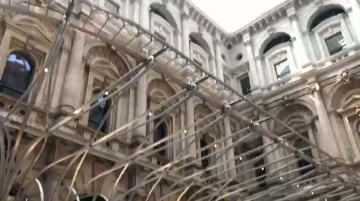 Le pillole di galateo di Petra e Carlo: come comportasi al bancone di un bar