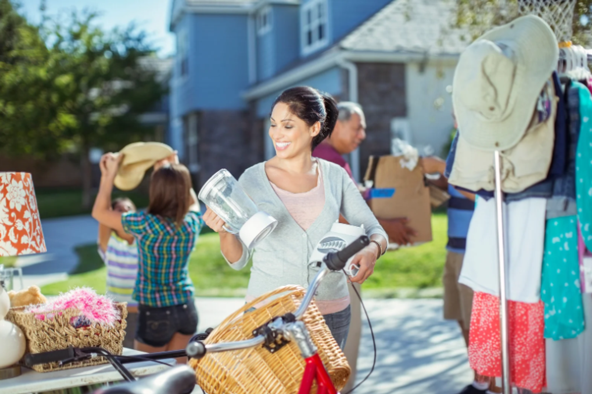 frugal, budget, financial advice, financial help, yard sale