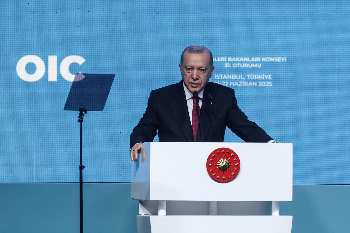 I pasdaran liquidano i negoziatori europei