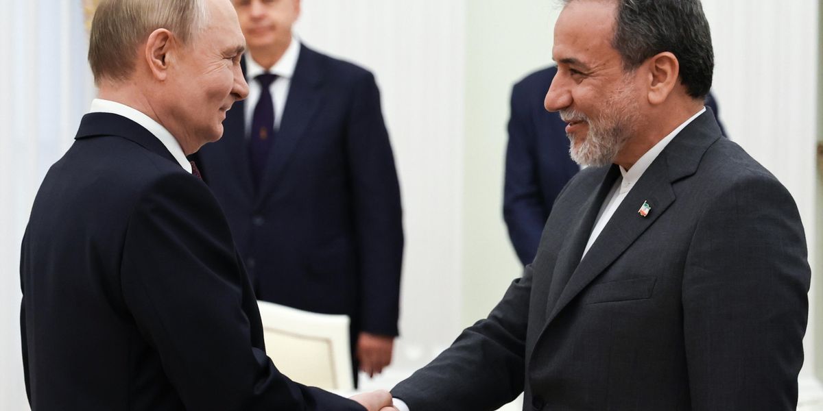Putin difende Teheran ma tiene buono Trump