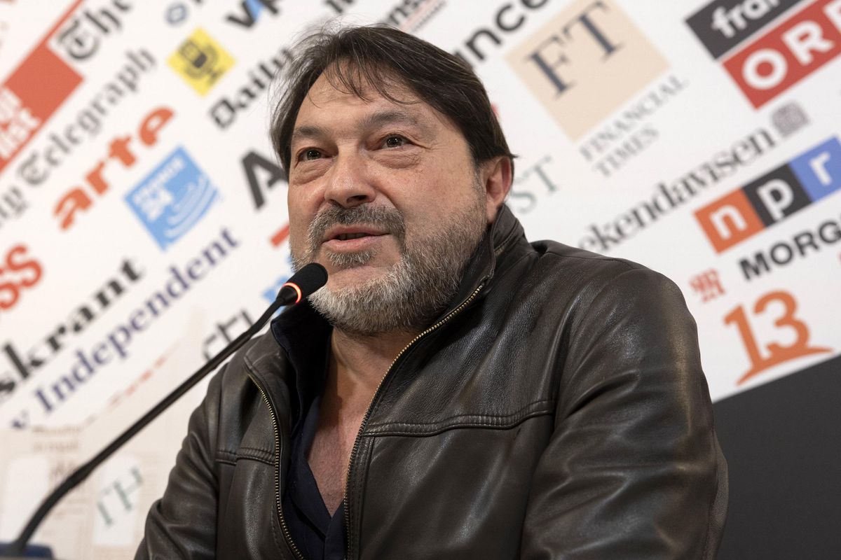 Creano precari e incolpano la destra