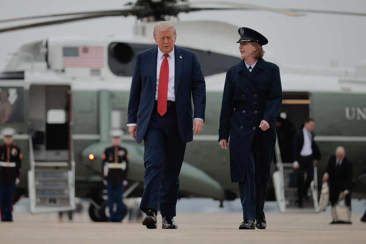 Dazi al 10%, Usa e Ue verso l’accordo. L’America corre grazie a The Donald
