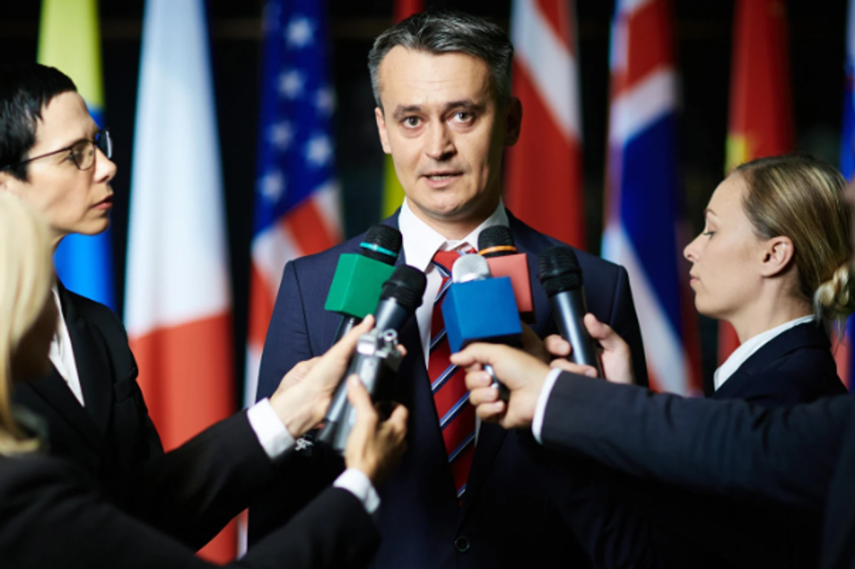 politicians, idiots, dumb people, anti-intellectualism, candidate,