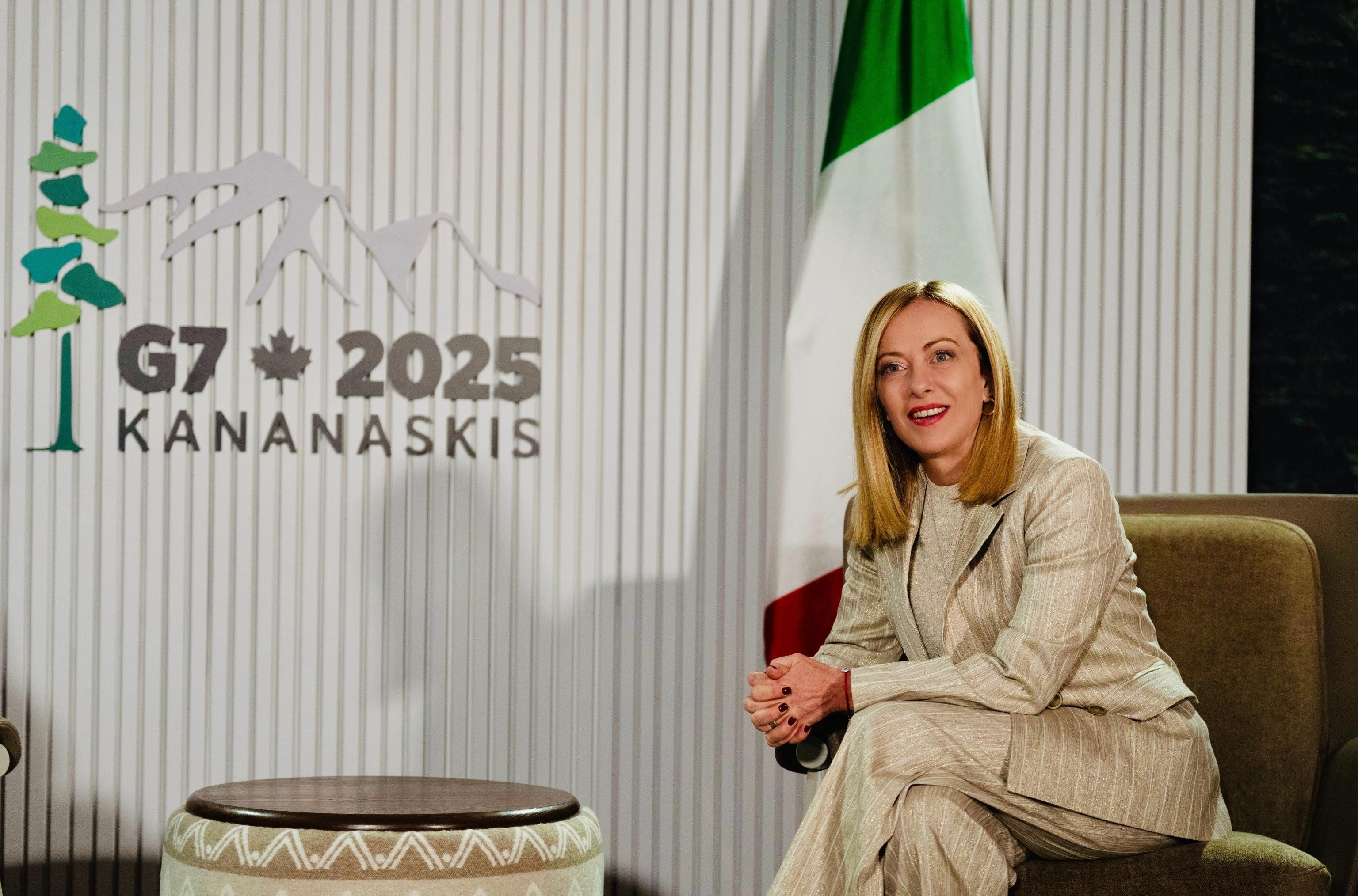 Missione Meloni: trattare con il tycoon