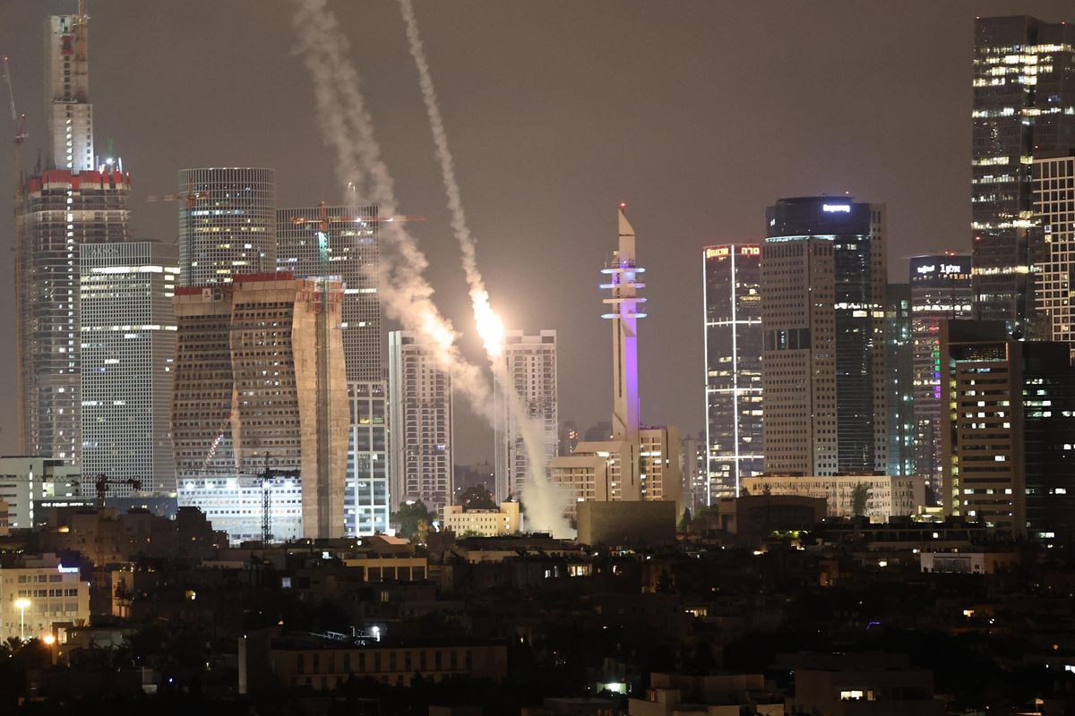 «Colpita la sede del Mossad». Ma da Israele nessuna conferma