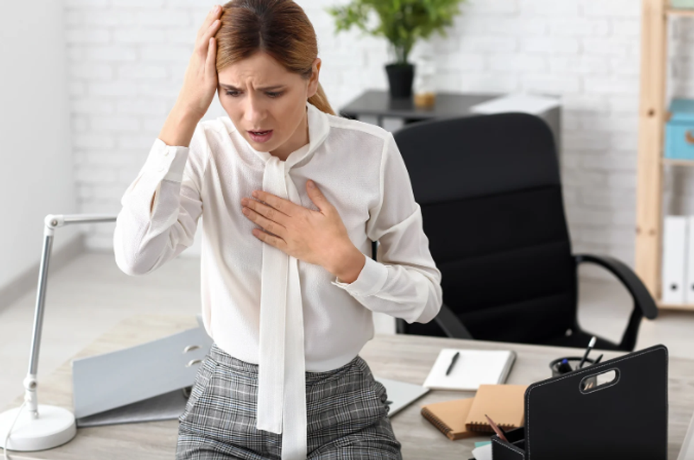 Embarrassed employee leaves work after a panic attack. Their boss's response was perfect.