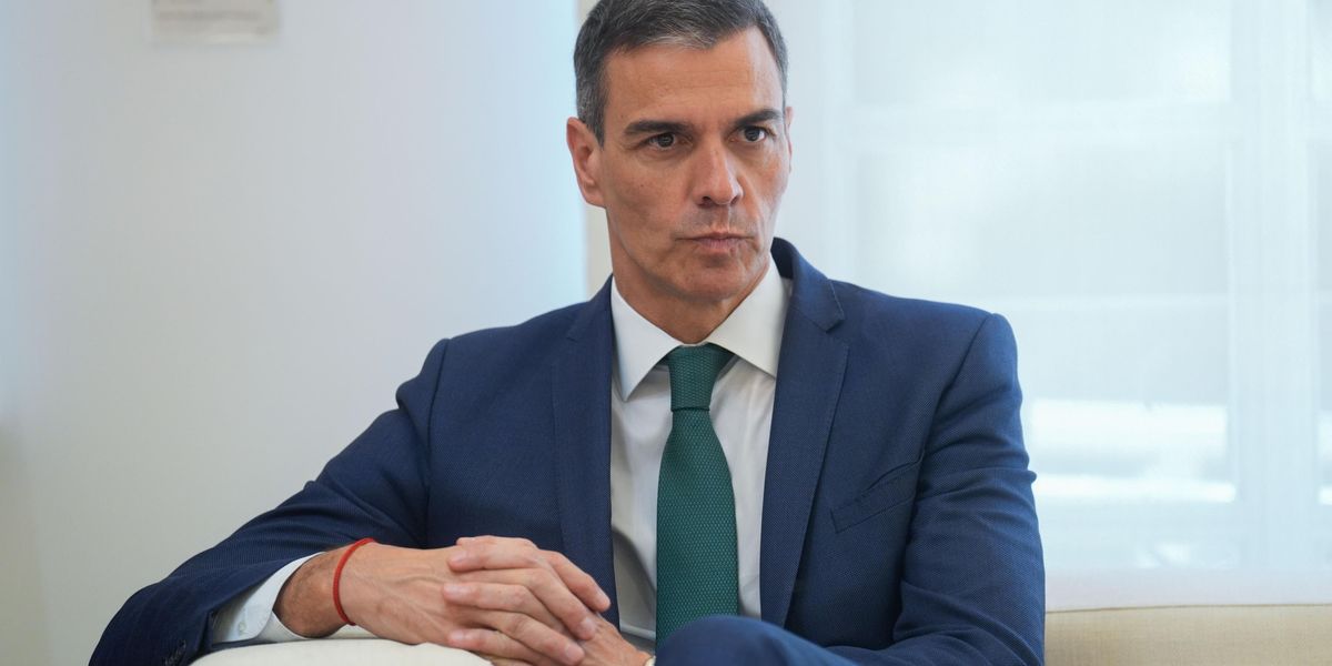 Affossato dagli scandali di corruzione, Sánchez reagisce alzando la cresta Affossato dagli scandali di corruzione, Sánchez reagisce alzando la cresta