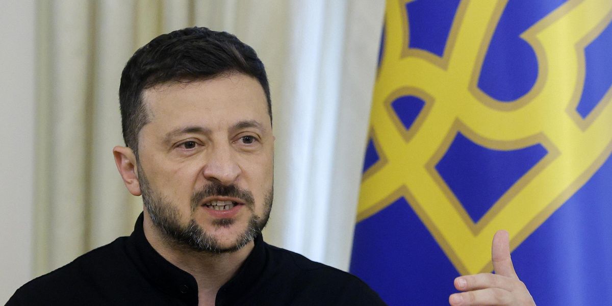 Arsenali Usa a secco: stop armi a Kiev. Trump punta tutto sul Medio Oriente