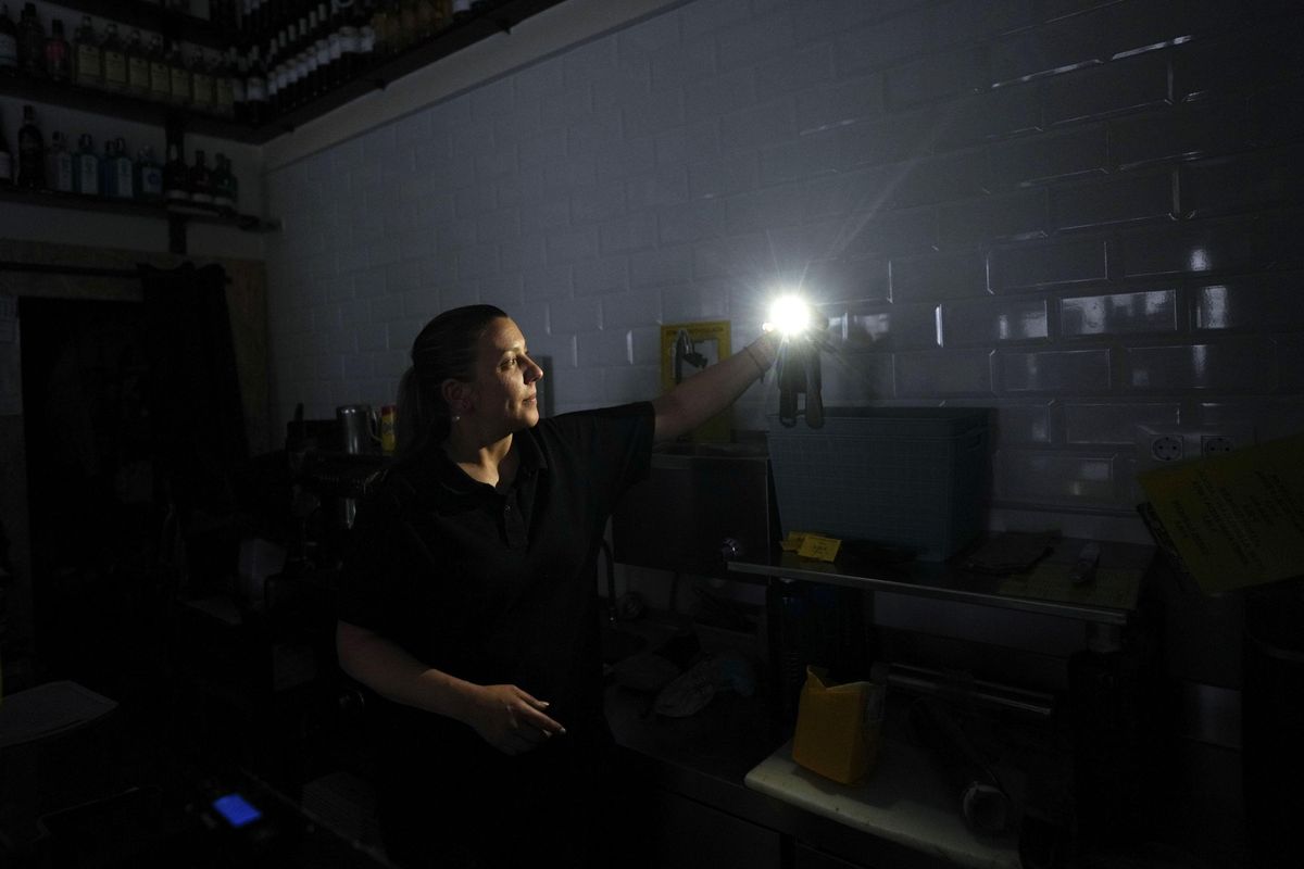 Con la transizione verde forzata peggioreranno i blackout elettrici
