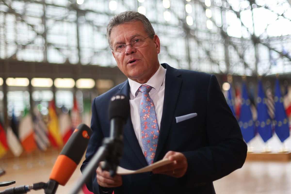 Dazi, ultime minacce di Donald per chiudere