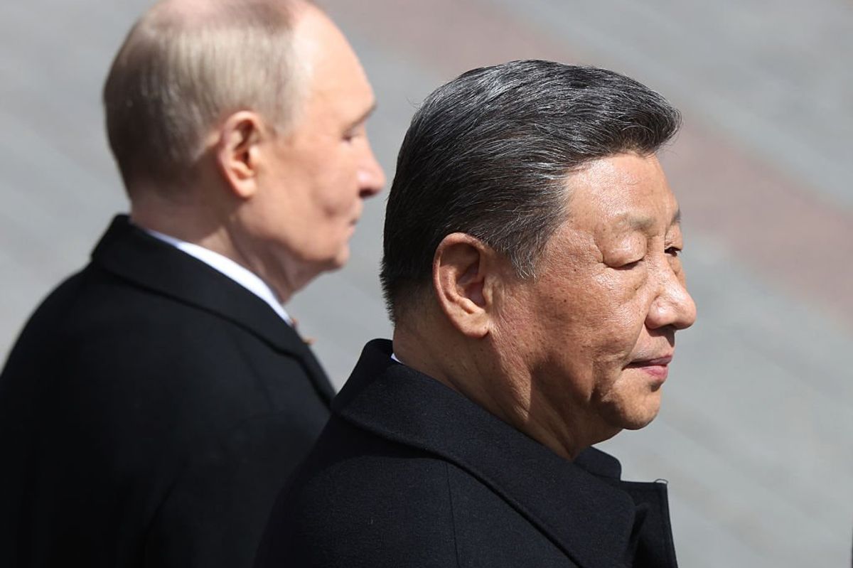 L’obiettivo degli Usa è ingraziarsi la Russia per indebolire la Cina. Pechino si attrezza