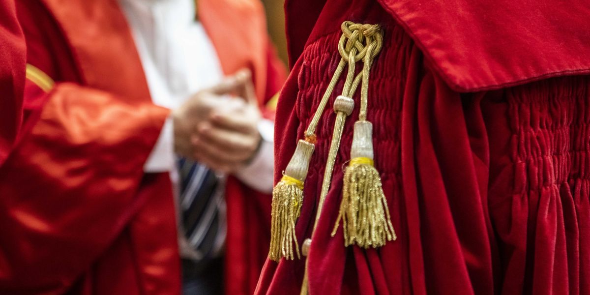 I giudici smontano le leggi per favorire gli immigrati