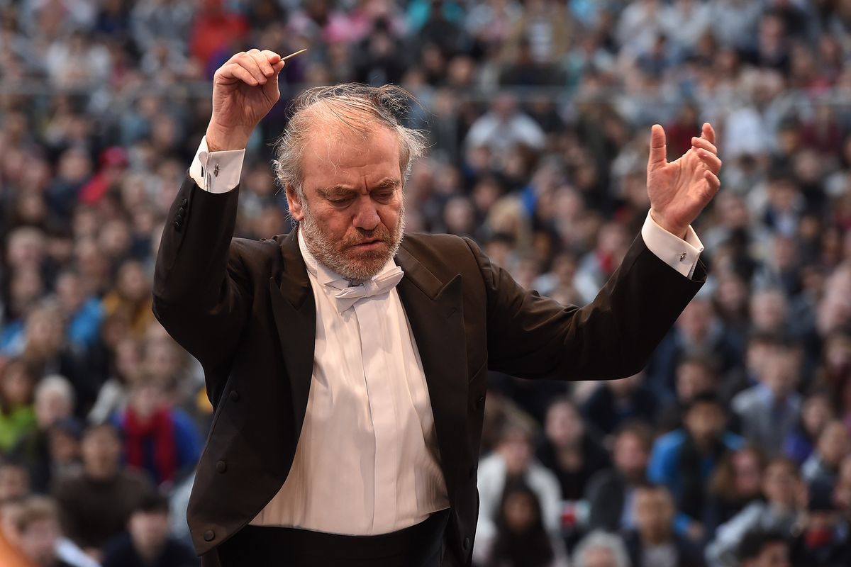 Il Pd affonda sul direttore d’orchestra russo