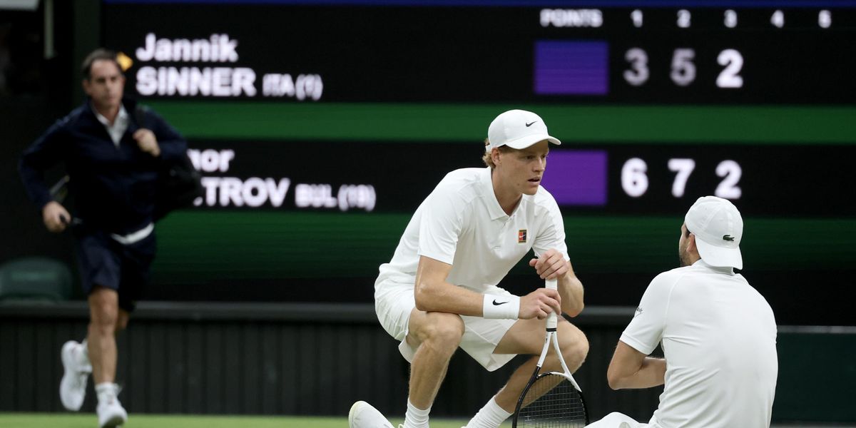 wimbledon sinner passa per infortunio altrui cobolli supera cilic sonego va ko