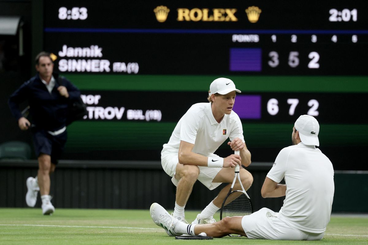 Wimbledon, Sinner passa per infortunio altrui. Cobolli supera Cilic, Sonego va ko