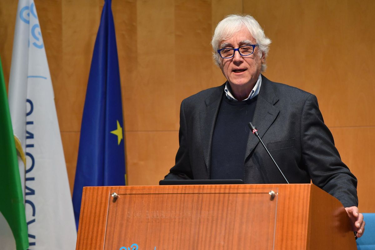 Malumori per il filo Pechino in Sace