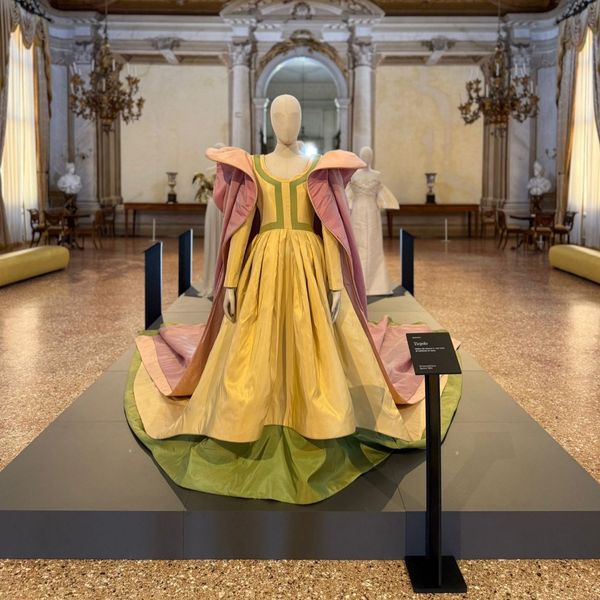 Roberto Capucci in mostra a Villa Pisani di Str\u00e0