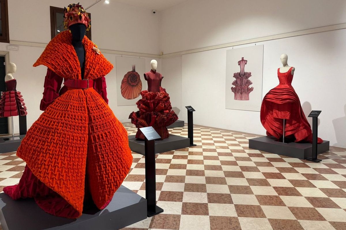 Roberto Capucci in mostra a Villa Pisani di Str\u00e0