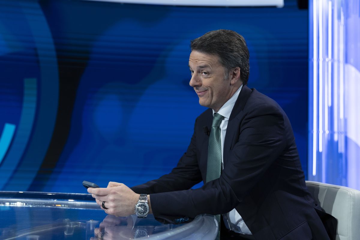 Renzi lancia la «tenda riformista» per cercare di non scomparire