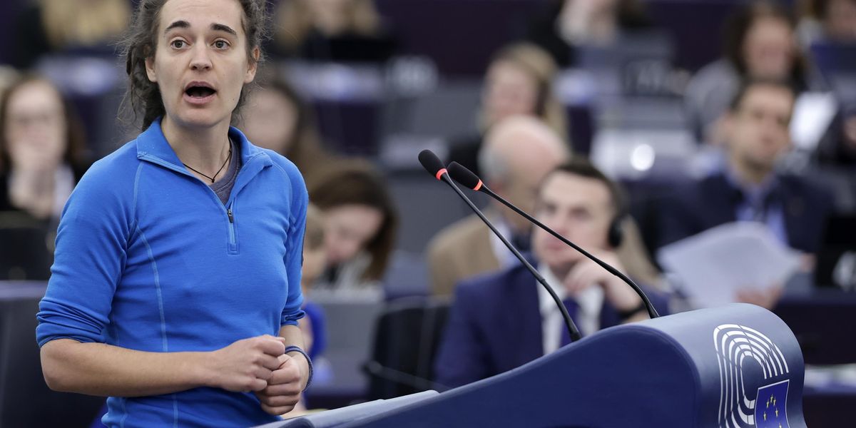 Rackete sperona gli elettori presi in giro dalla sinistra: «Ciao, ciao Europarlamento»