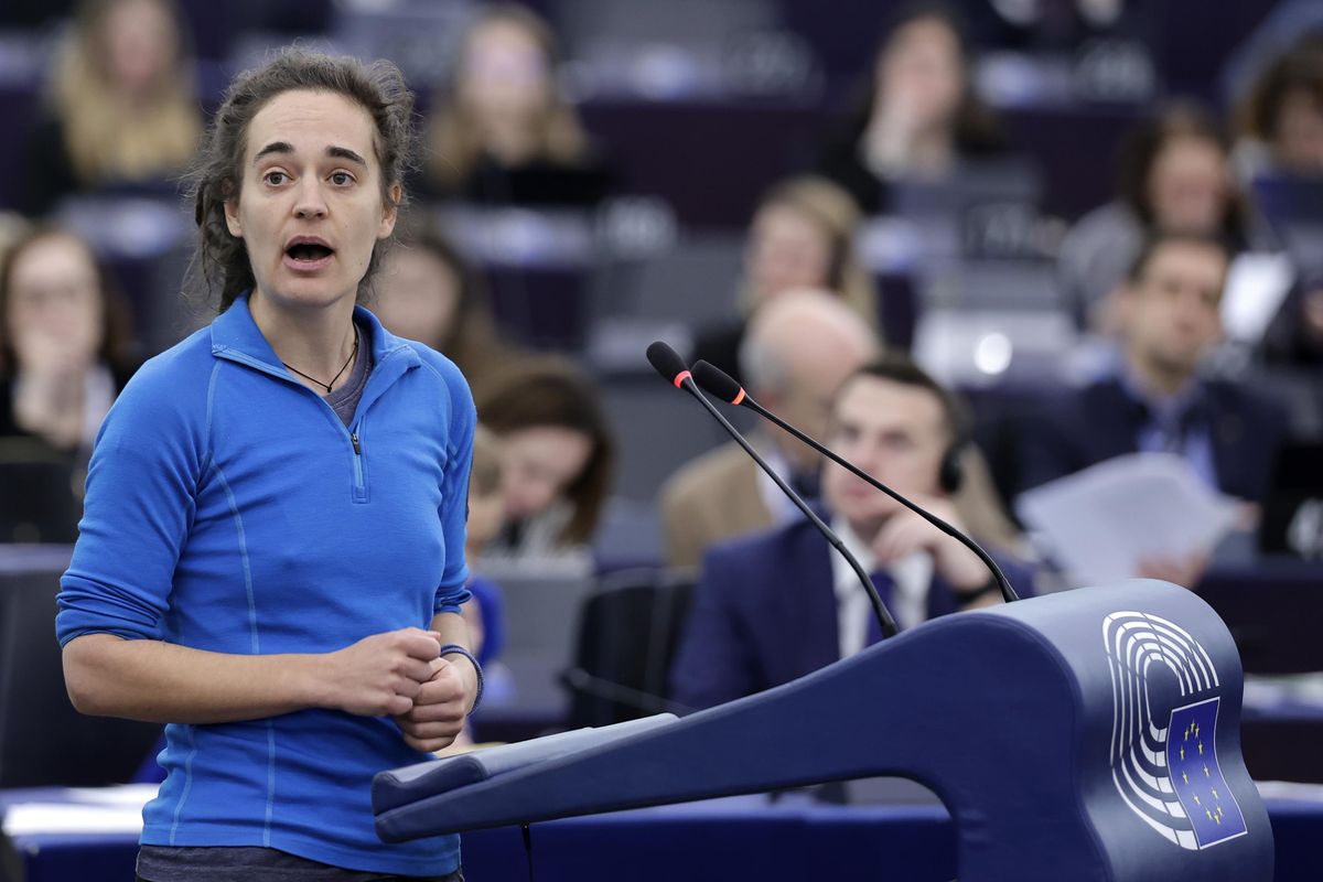 Rackete sperona gli elettori presi in giro dalla sinistra: «Ciao, ciao Europarlamento»