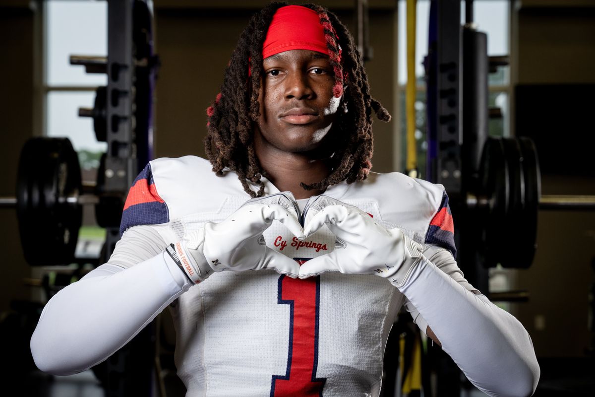 BREAKING: 2026 Cy Springs four-star ATH Paris Melvin Jr. commit to Houston