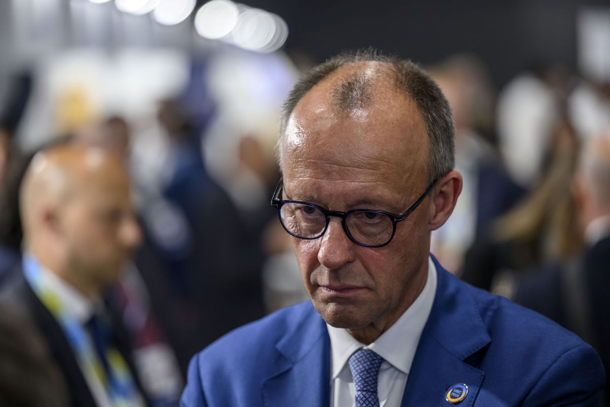 Merz come Fantozzi: il green deal è una c... pazzesca