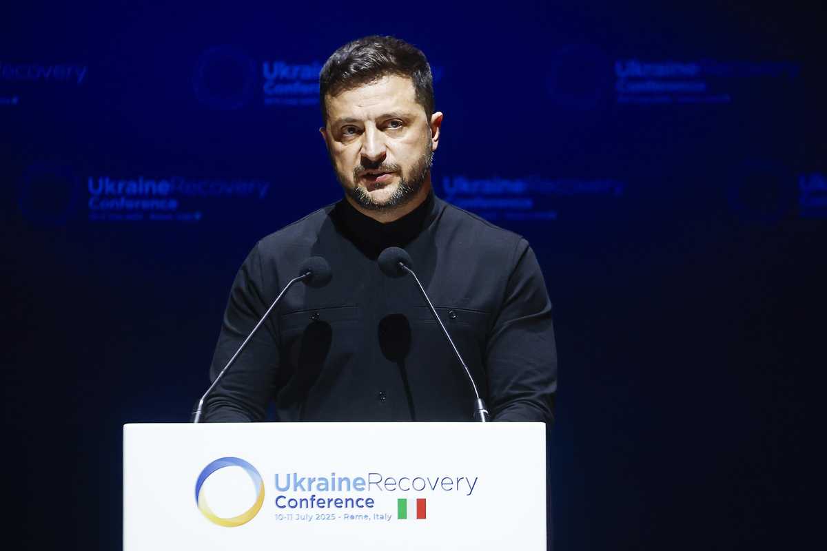 I jet per Zelensky passano dalla Nato. Che poi rimborsa al 100% gli States