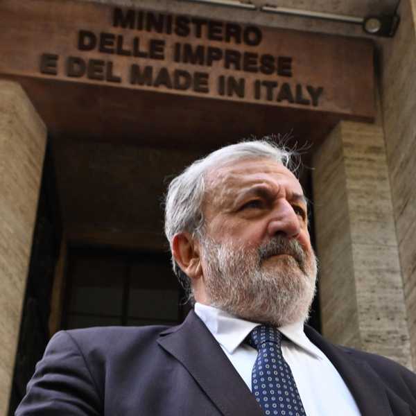 Beffa pugliese sugli ovuli congelati: dopo un anno se li pagano le donne