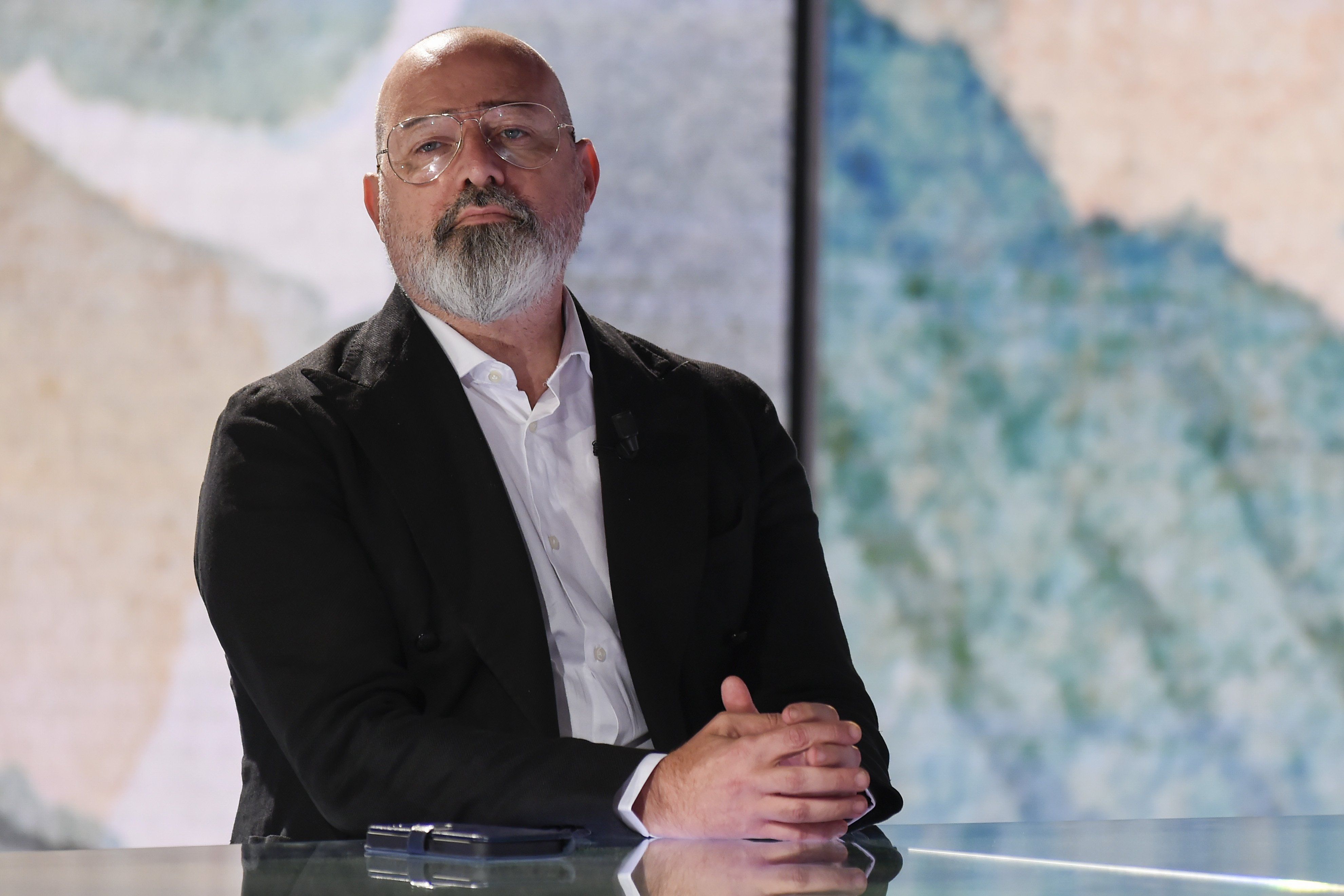 Il Pd esulta: allora è il partito di Bibbiano?