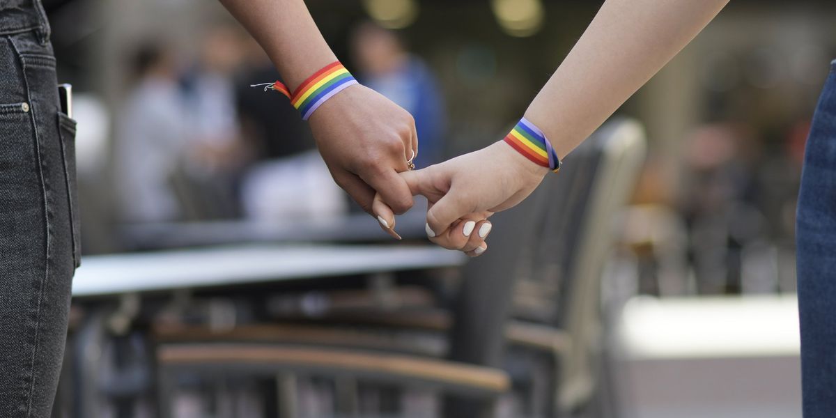 Quattro prof trovano un appiglio: ci si può opporre alla carriera alias Quattro prof trovano un appiglio: ci si può opporre alla carriera alias