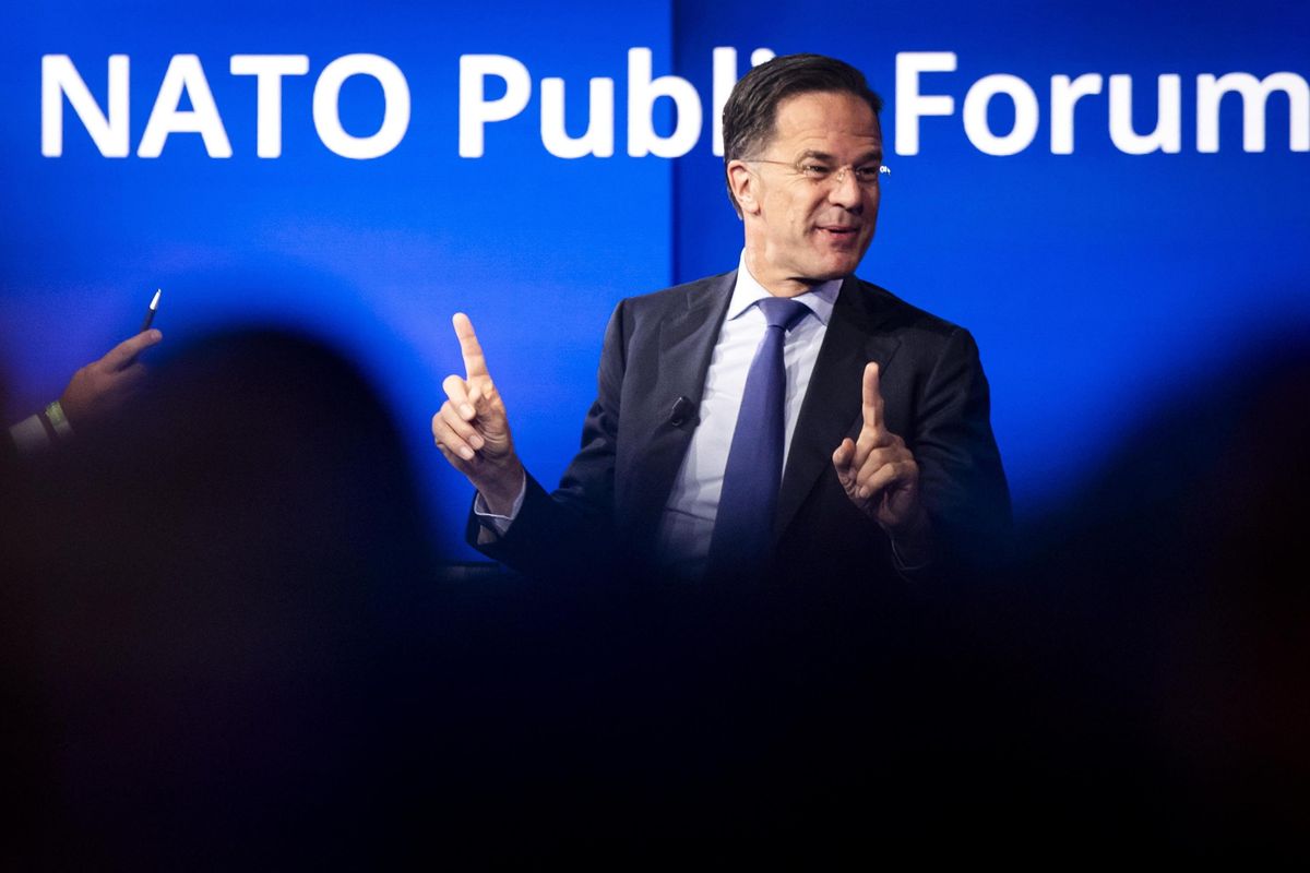 Spesa del 5% del Pil in armi: Rutte minimizza: «Nessuna deroga». Ma il caso Sánchez tiene banco