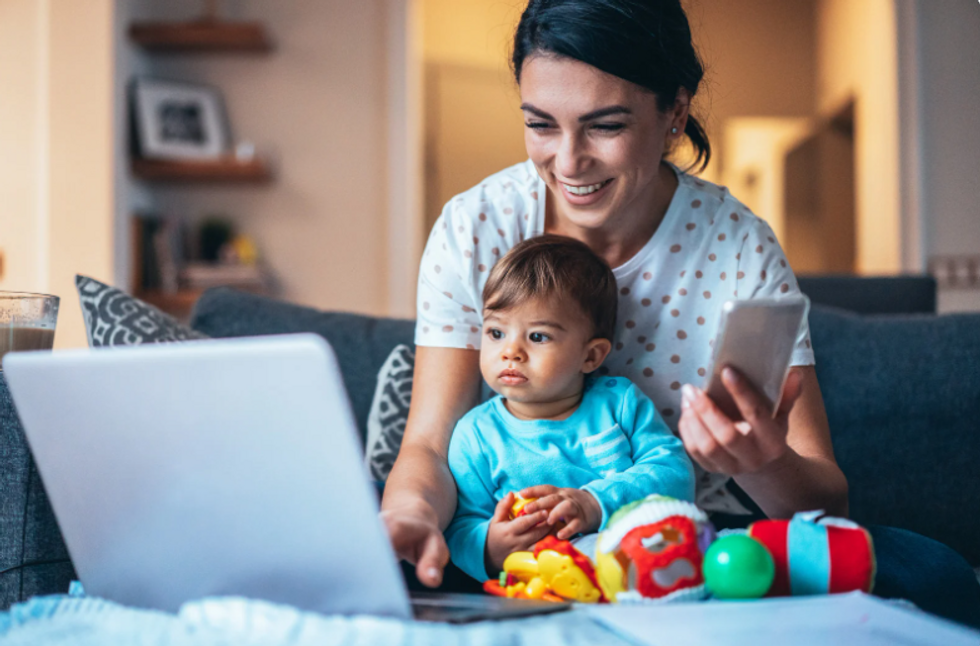 Moms get specific on how they successfully share 'family manager' duties with their spouses