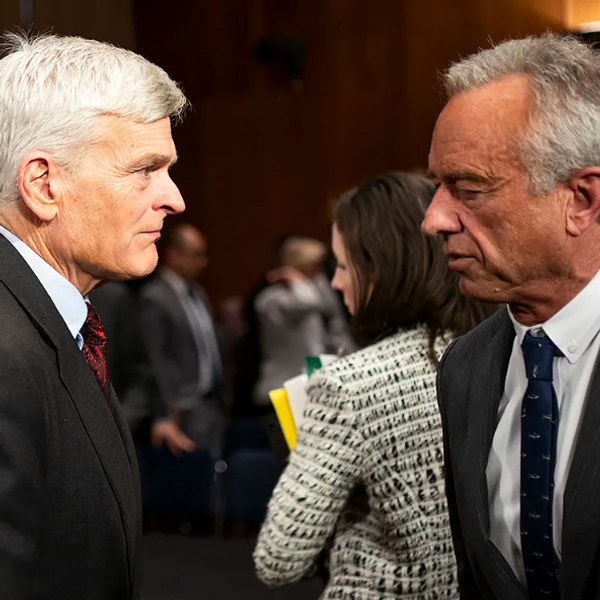 Blocking Vaccines, RFK Jr. Guarantees 'A Lot Of Americans Are Going To Die'