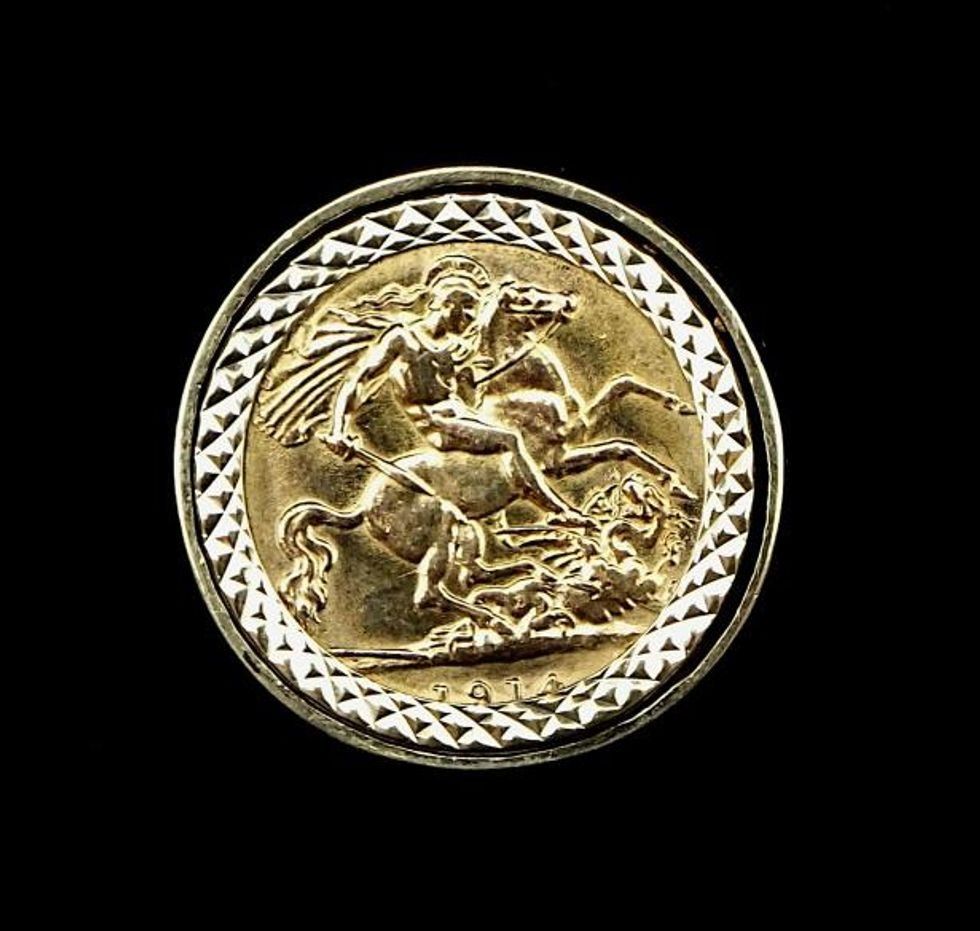 gold, sovereign, coin, treasure, sovereign coins, dog