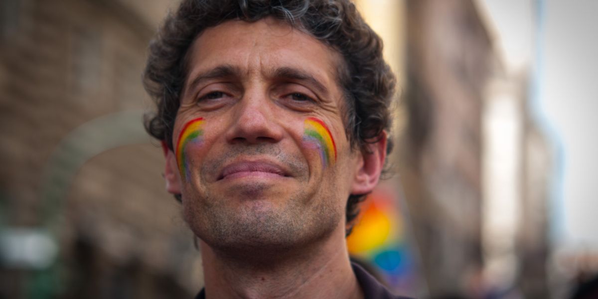 dem e radicali al pride di budapest con la speranza di farsi arrestare