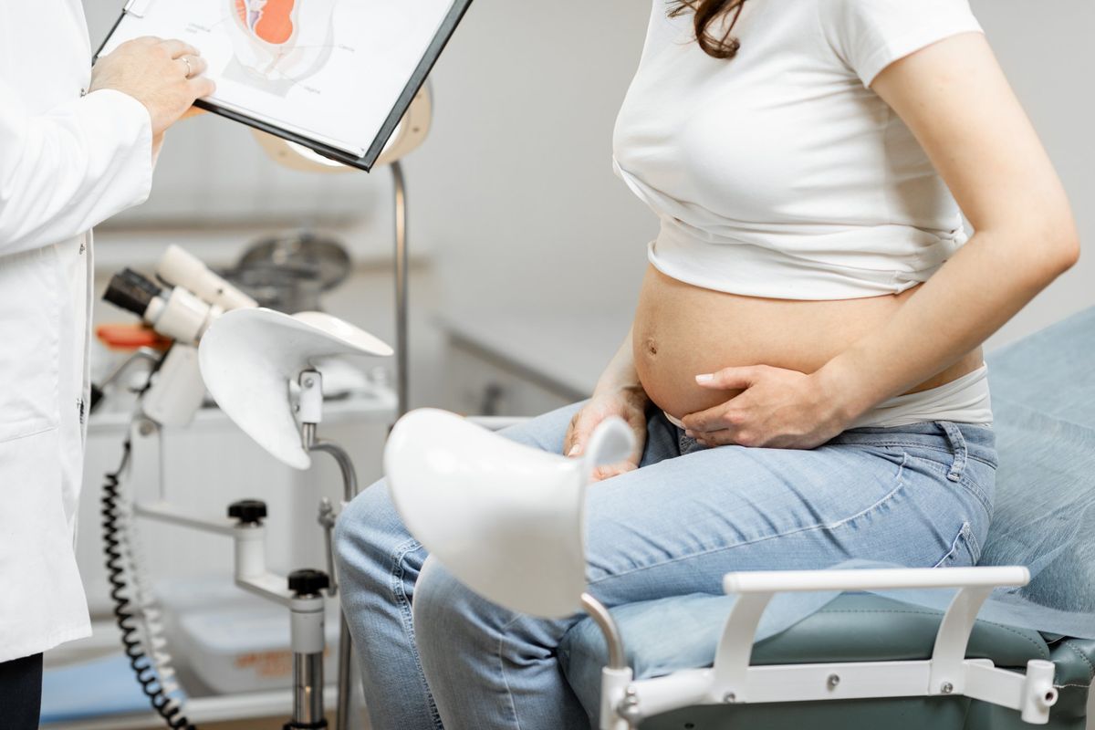 Sinistra contro le cliniche private. Ma se fanno aborti sono intoccabili