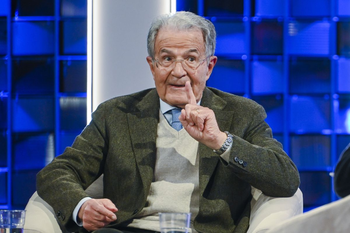 Prodi afflitto per l’Ue. Conciata così da lui