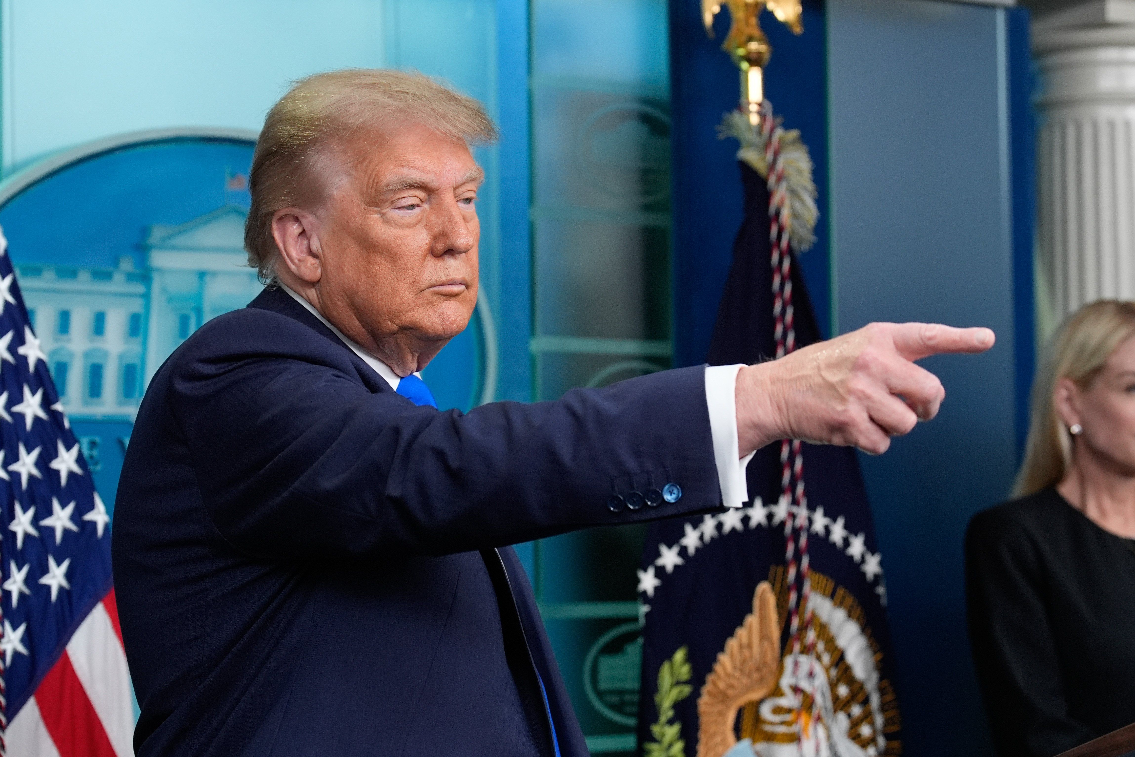 Trump incassa la vittoria col Canada: cancellata la tassa sulle big tech Usa