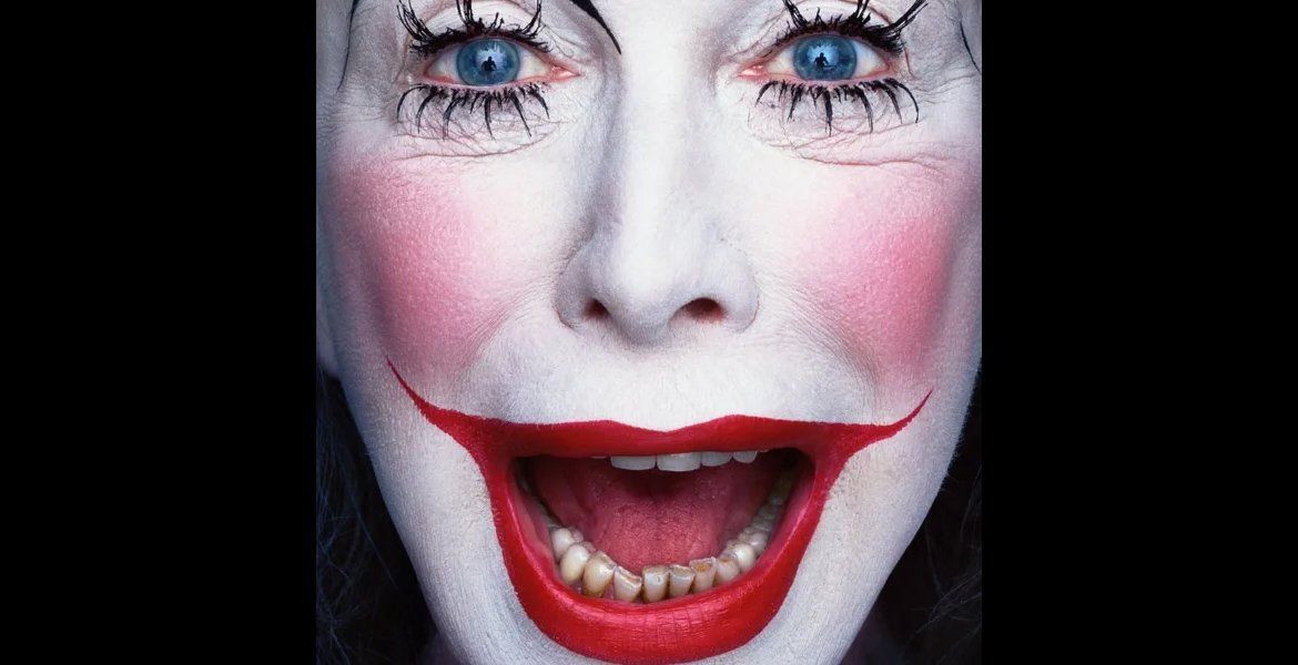 Erwin Olaf, in memoriam. Una grande retrospettiva a Brescia