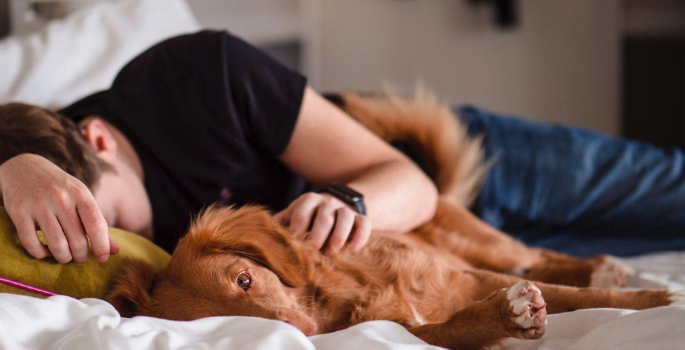 Psychologist explains why everyone feels so exhausted these days and it makes a lot of sense