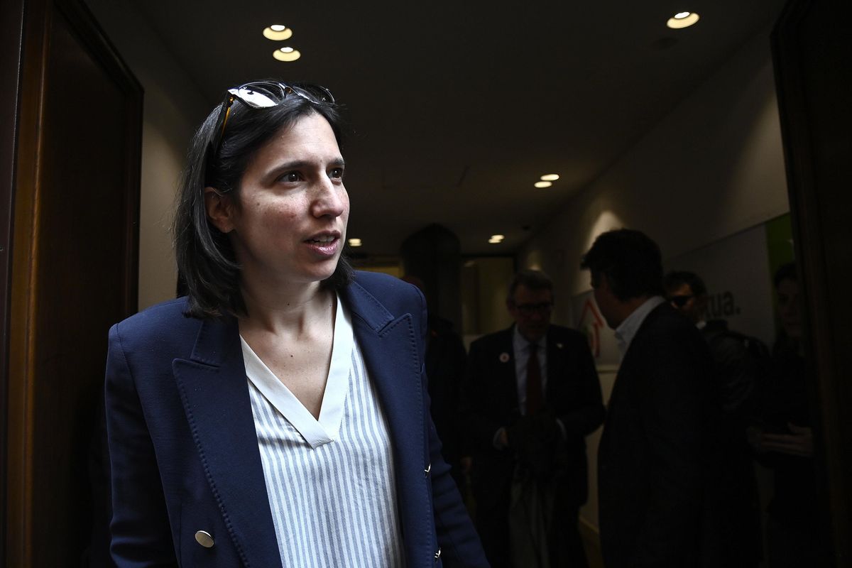 Schlein sta con Mr. Expo ma solo al telefono